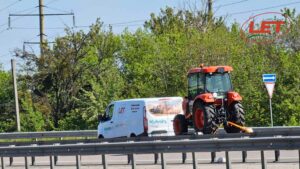 Tractors-for-orchards-and-vineyards-Kubota-L1